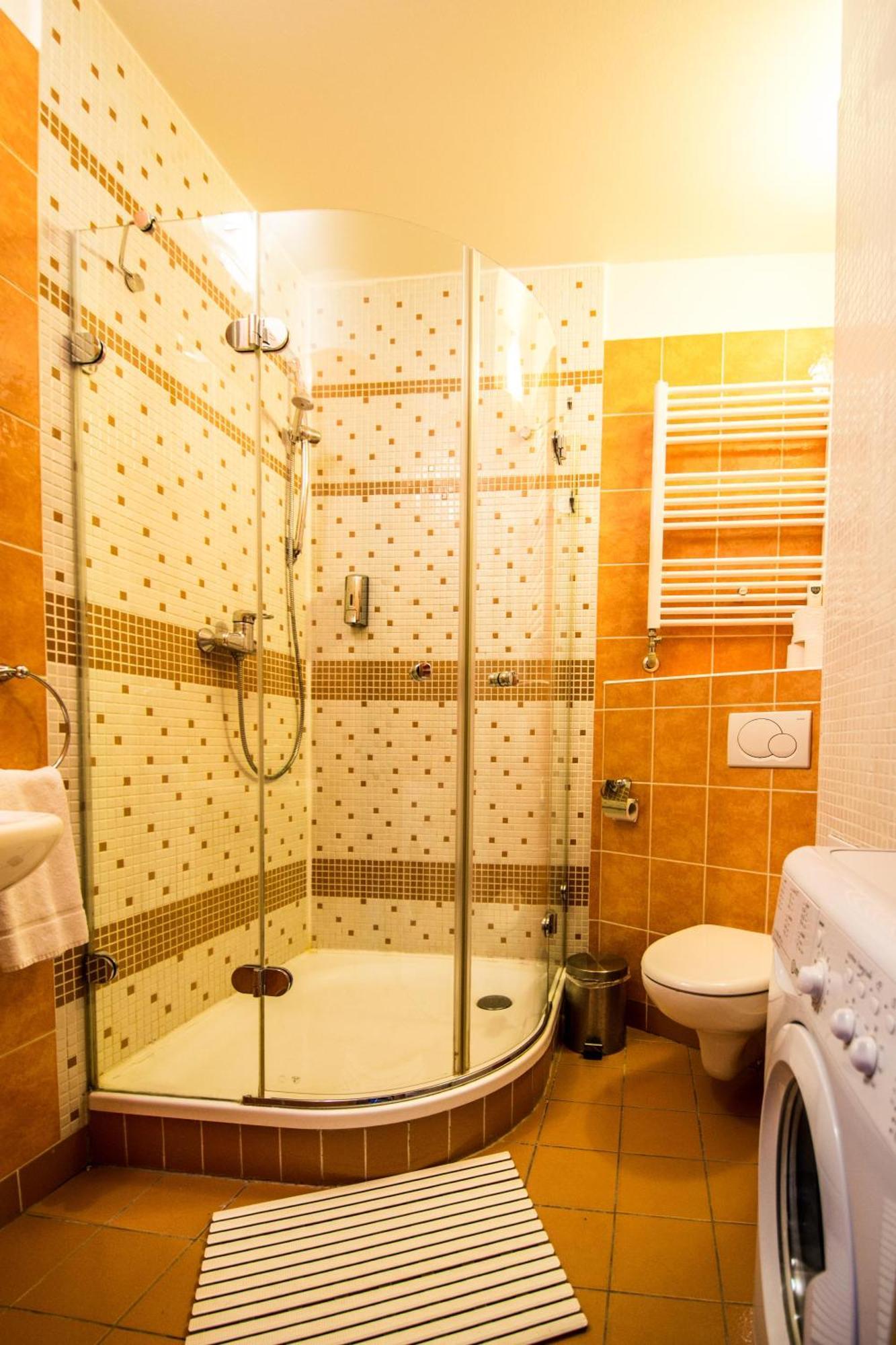 Main Prague Square Apartments Sauna And Fireplace Kültér fotó