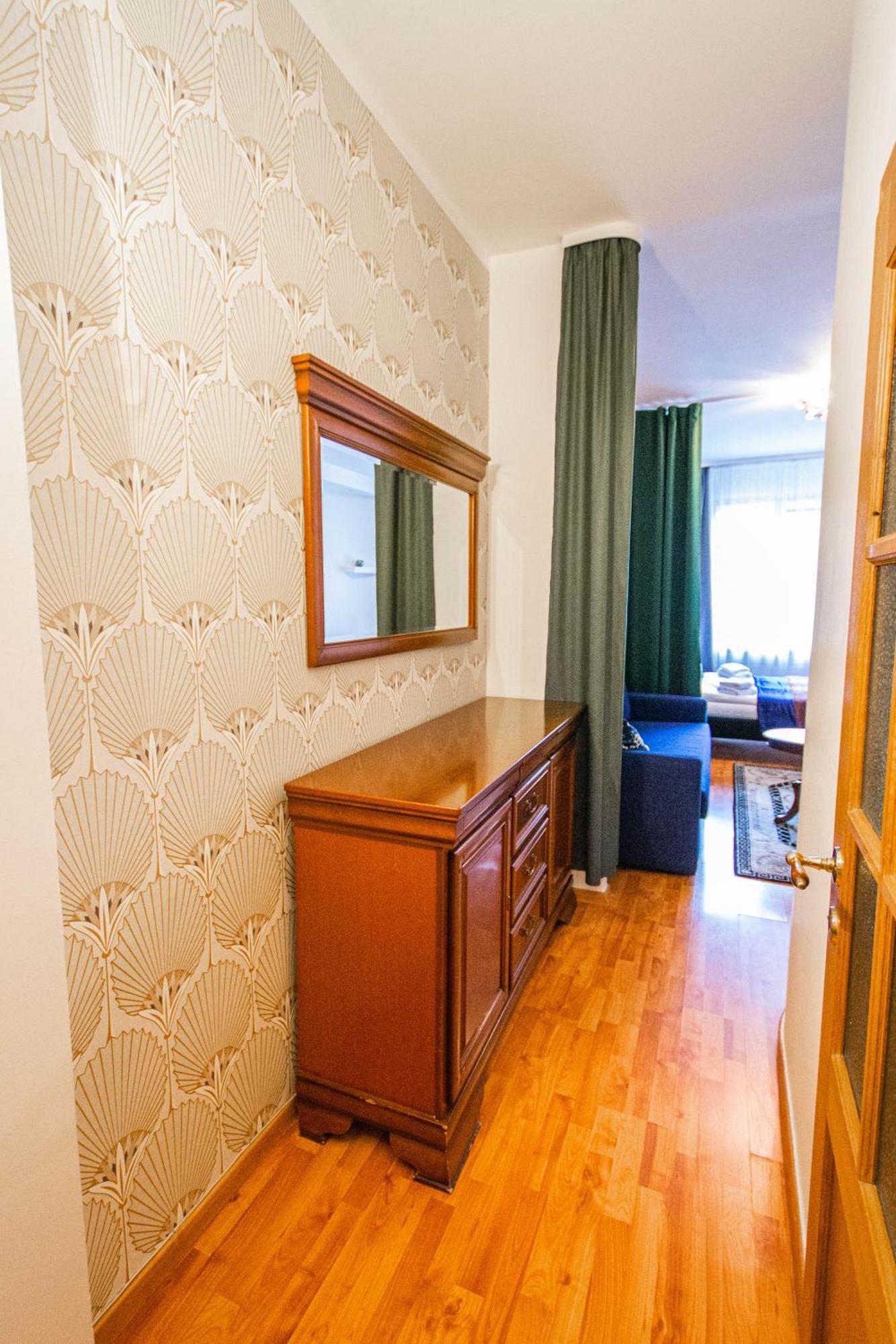 Main Prague Square Apartments Sauna And Fireplace Kültér fotó